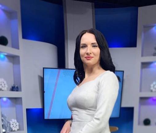 Кіра Овес, кореспондентка «ТСН» каналу «1 1»